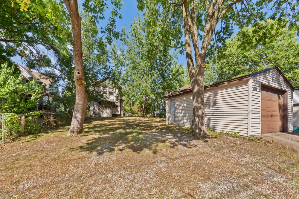 1716 Iglehart Avenue Saint Paul, MN 55104