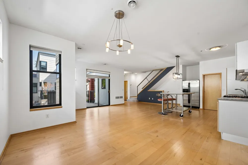 2818 Aldrich Avenue S #5 Minneapolis, MN 55408