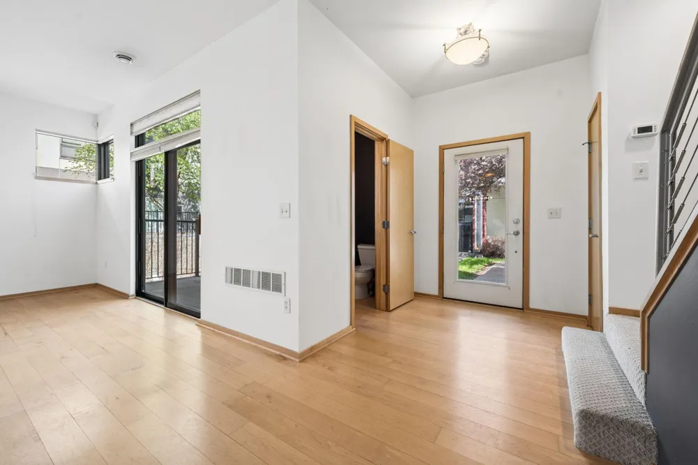 2818 Aldrich Avenue S #5 Minneapolis, MN 55408