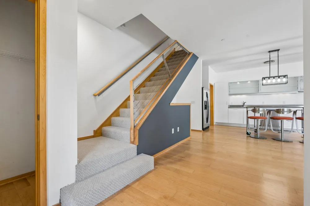 2818 Aldrich Avenue S #5 Minneapolis, MN 55408
