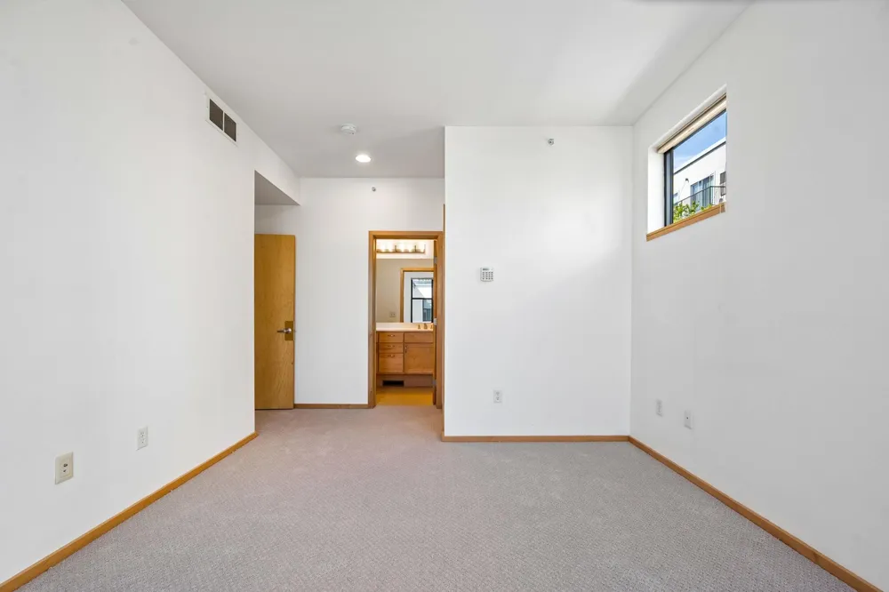 2818 Aldrich Avenue S #5 Minneapolis, MN 55408