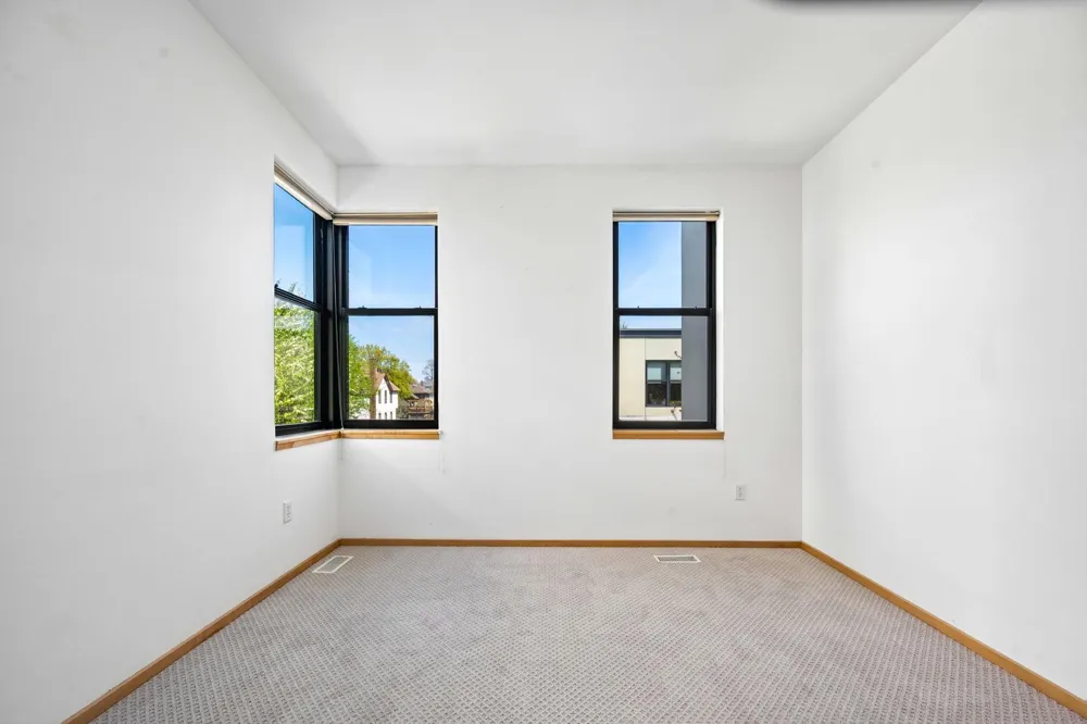 2818 Aldrich Avenue S #5 Minneapolis, MN 55408