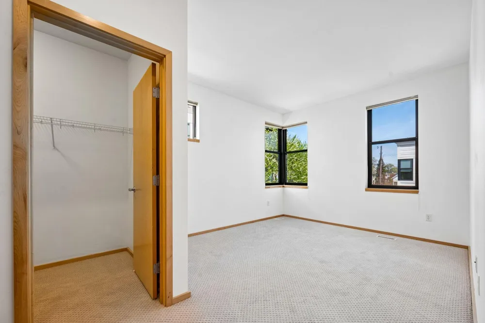 2818 Aldrich Avenue S #5 Minneapolis, MN 55408