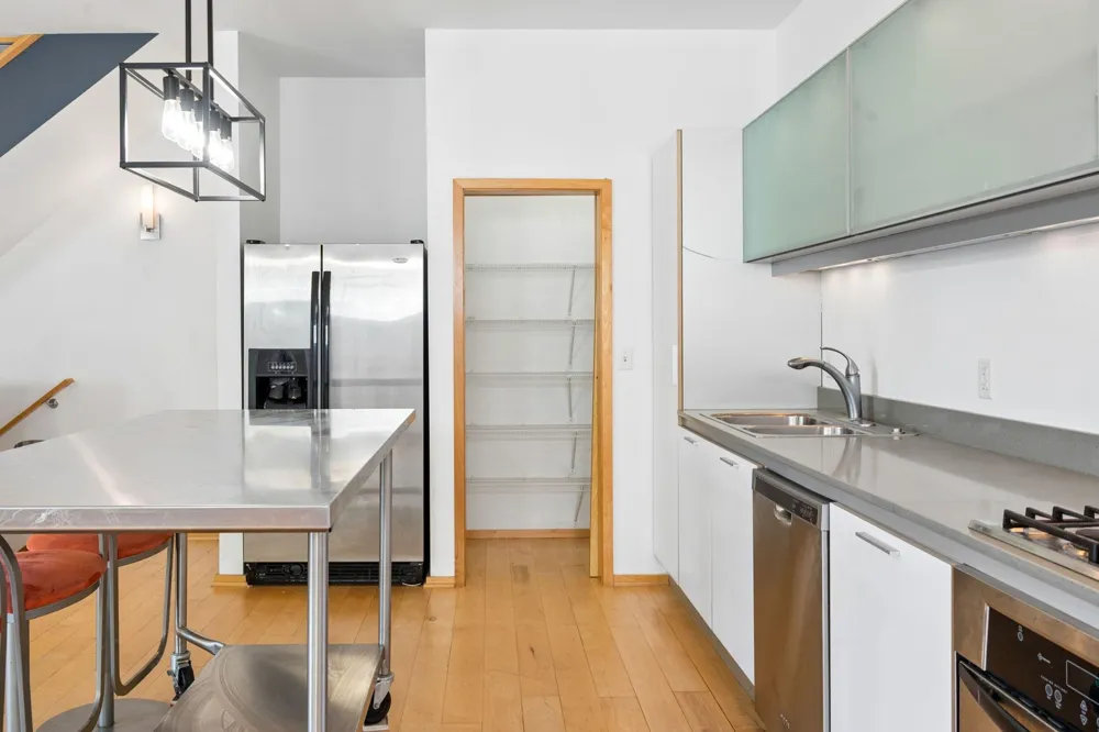 2818 Aldrich Avenue S #5 Minneapolis, MN 55408