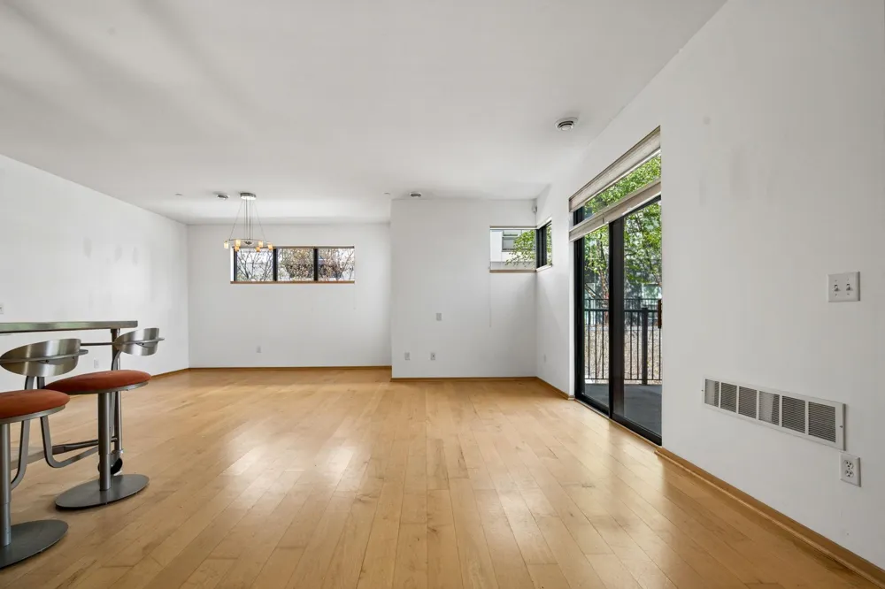 2818 Aldrich Avenue S #5 Minneapolis, MN 55408