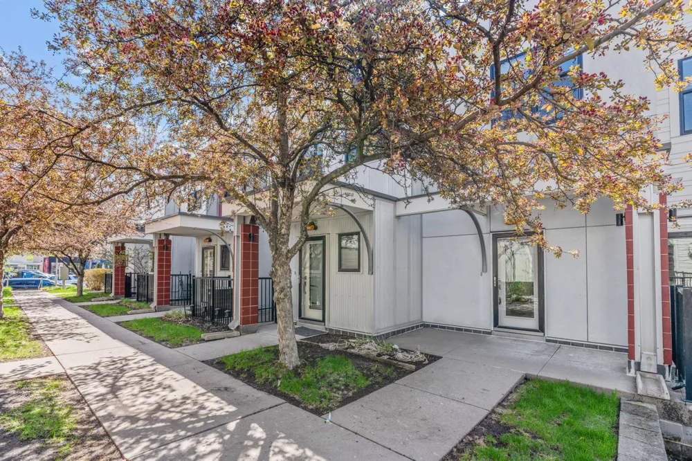 2818 Aldrich Avenue S #5 Minneapolis, MN 55408