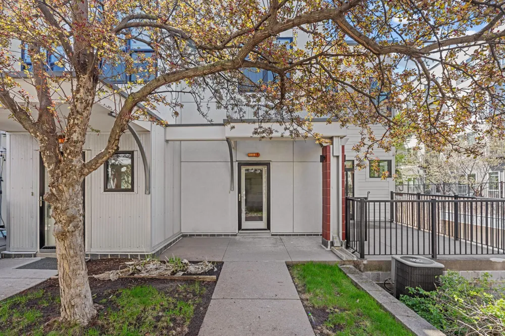 2818 Aldrich Avenue S #5 Minneapolis, MN 55408