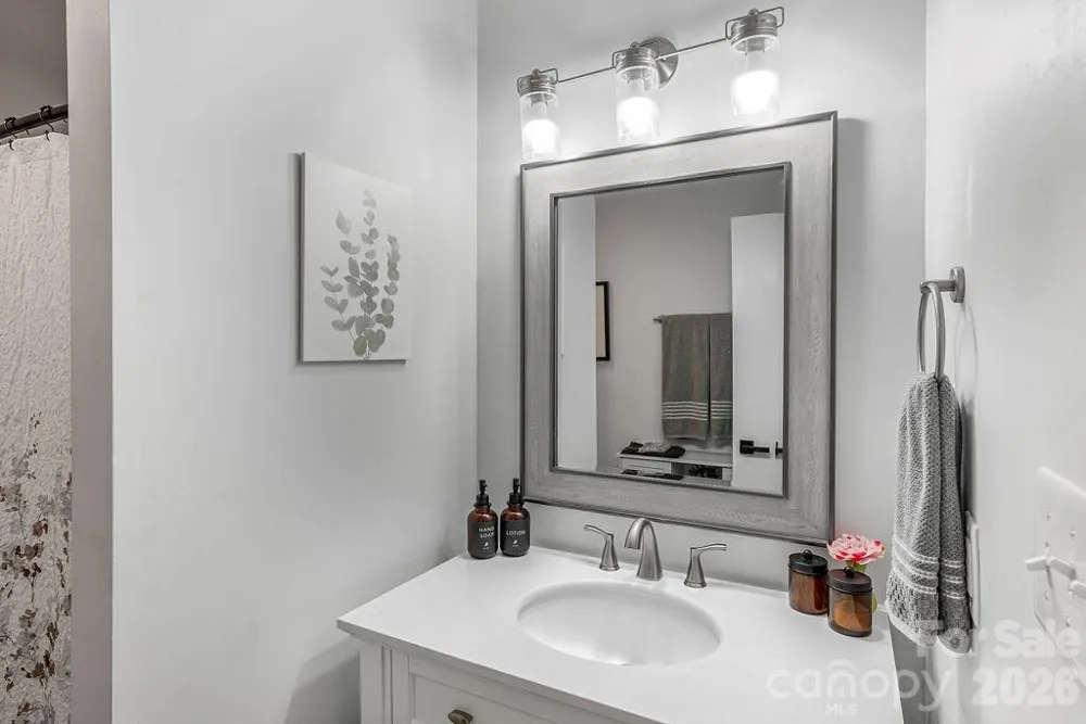 309 Treeline Drive Belmont, NC 28012
