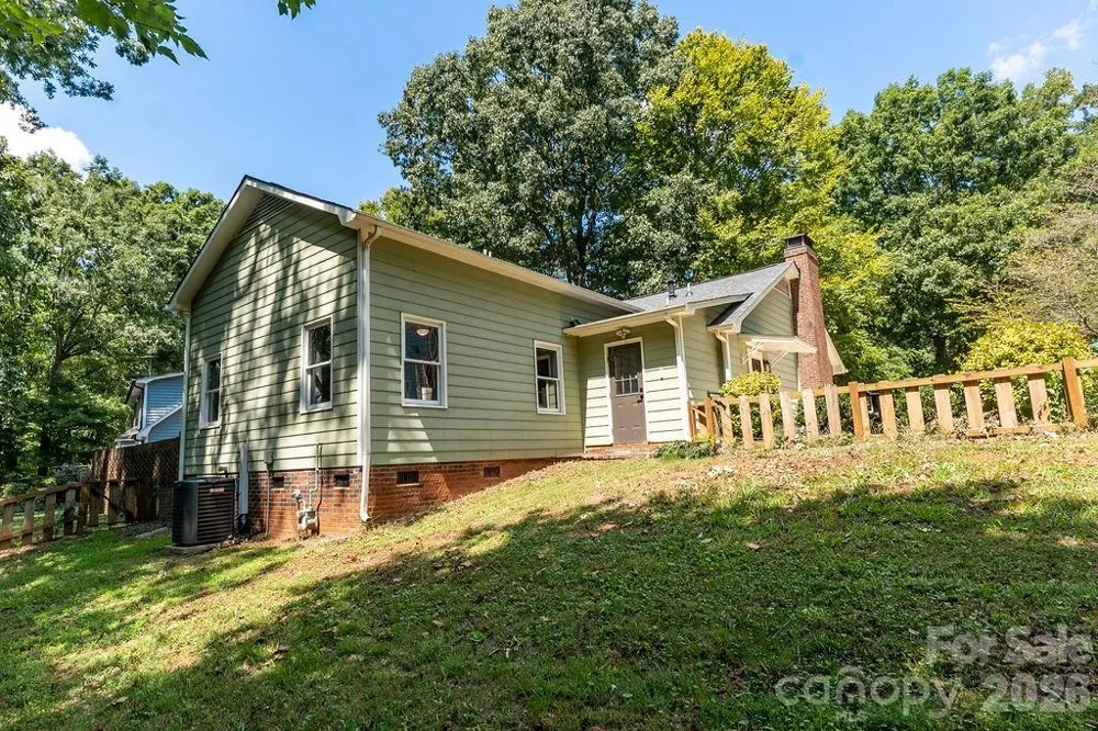 309 Treeline Drive Belmont, NC 28012