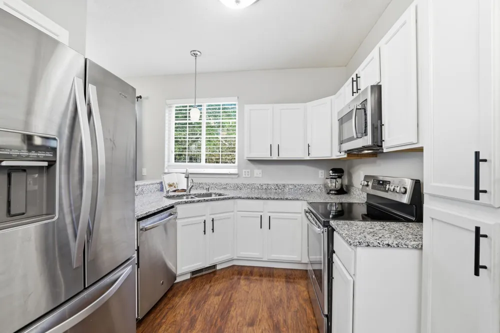 2078 Mainstreet Hopkins, MN 55343