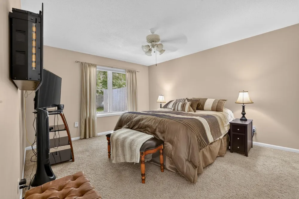 2408 Viola Heights Drive NE Rochester, MN 55906