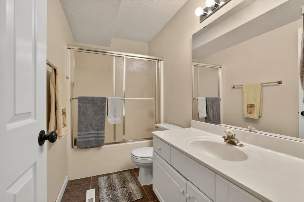 2408 Viola Heights Drive NE Rochester, MN 55906