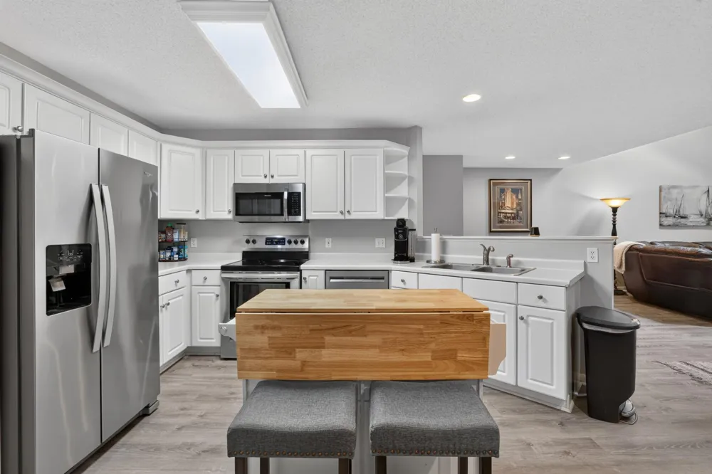 2408 Viola Heights Drive NE Rochester, MN 55906