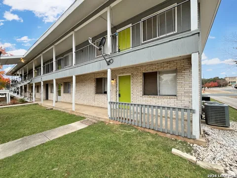 311 E San Antonio Unit 101