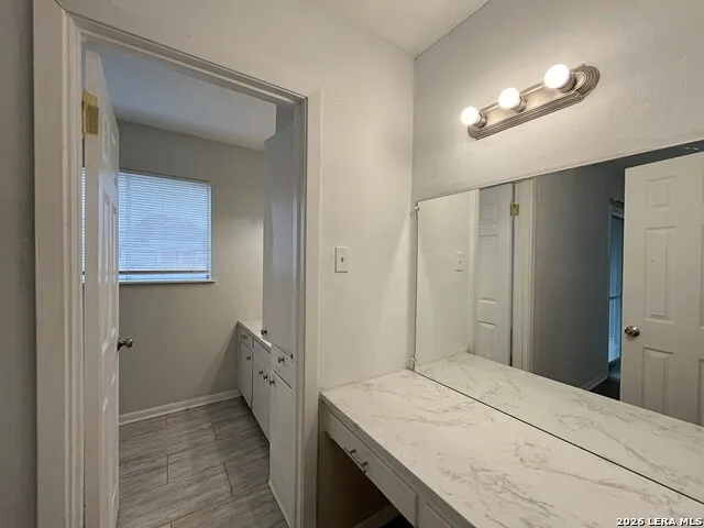 311 E San Antonio Unit 101 Boerne, TX 78006