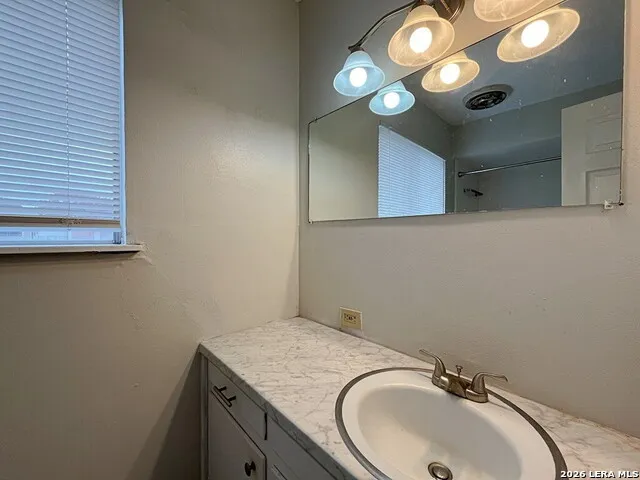 311 E San Antonio Unit 101 Boerne, TX 78006