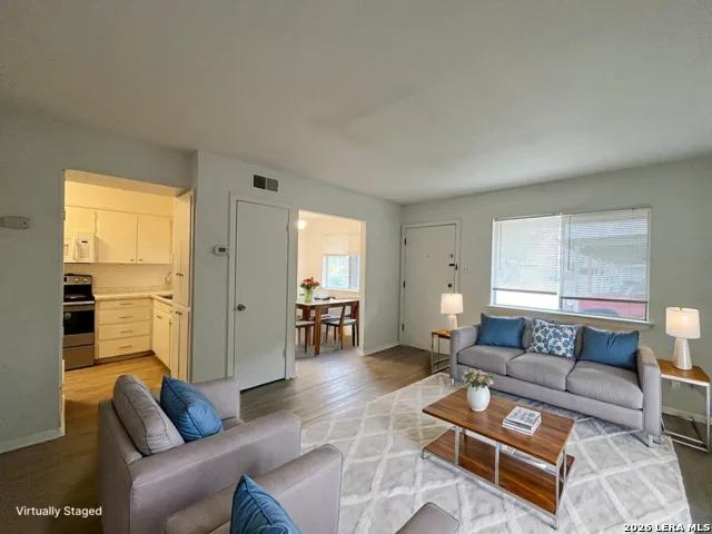 311 E San Antonio Unit 101 Boerne, TX 78006