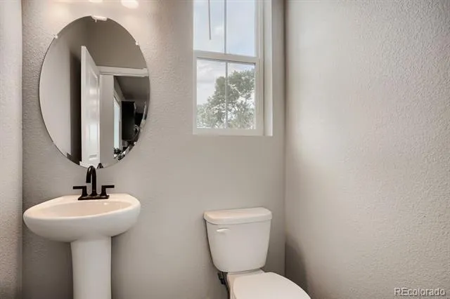 3868 W 83rd Lane Westminster, CO 80031