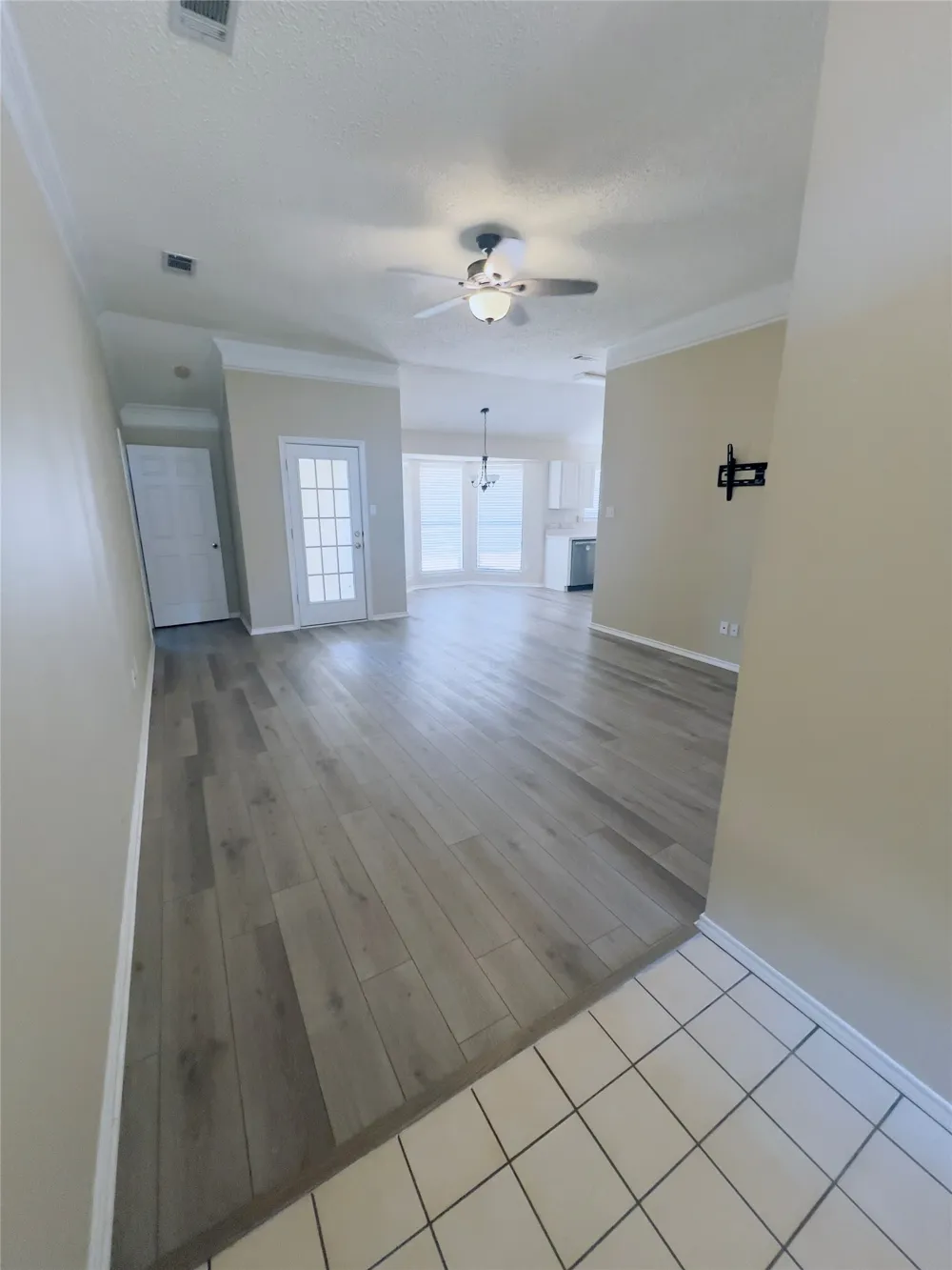 32 Connecticut Avenue Midlothian, TX 76065