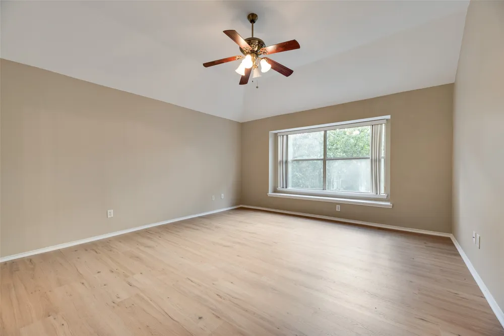 2209 Norwich Place Carrollton, TX 75006