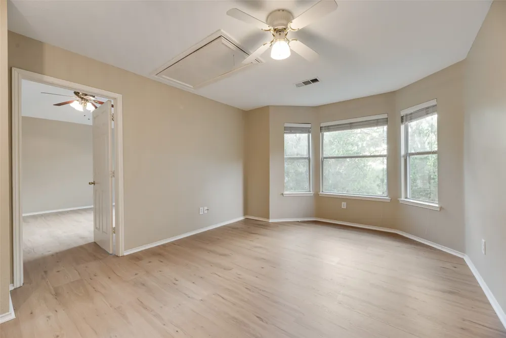 2209 Norwich Place Carrollton, TX 75006