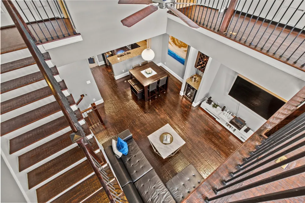 1049 W 22nd Street #I Houston, TX 77008
