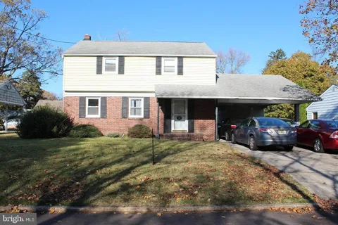 319 VILLANOVA ROAD