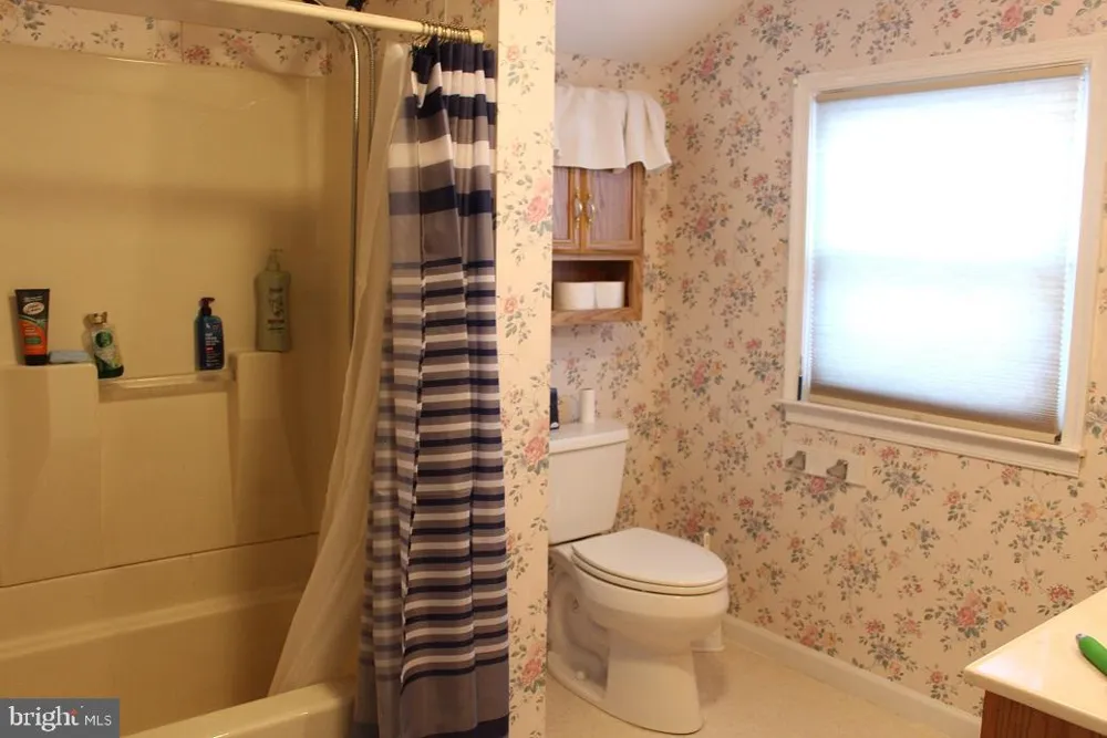 319 VILLANOVA ROAD Glassboro, NJ 08028