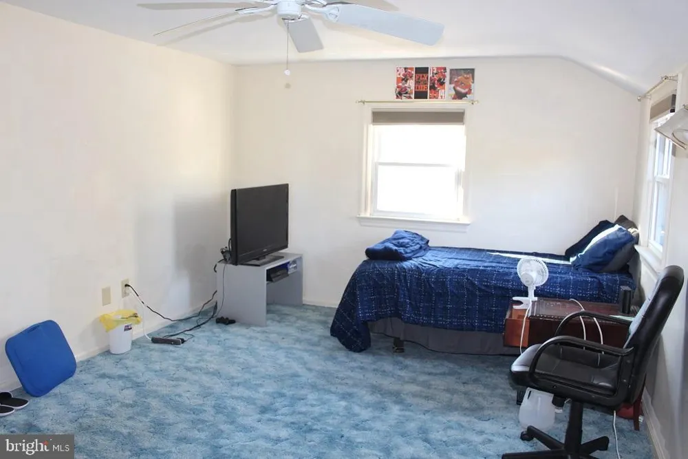 319 VILLANOVA ROAD Glassboro, NJ 08028