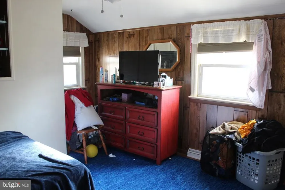 319 VILLANOVA ROAD Glassboro, NJ 08028