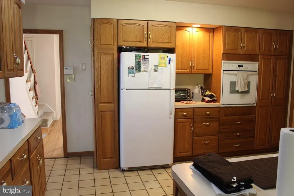 319 VILLANOVA ROAD Glassboro, NJ 08028