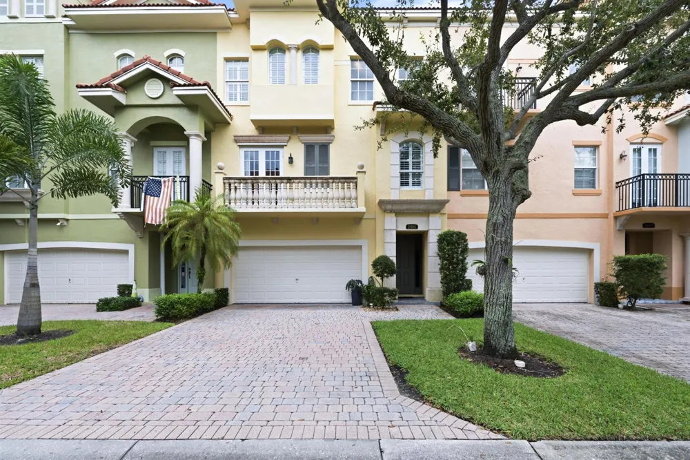 2486 SAN PIETRO CIRCLE Palm Beach Gardens, FL 33410
