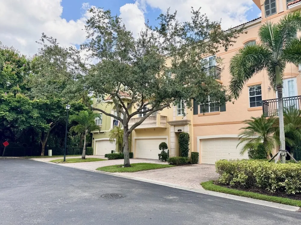 2486 SAN PIETRO CIRCLE Palm Beach Gardens, FL 33410
