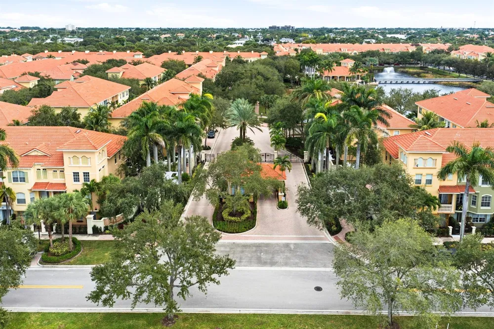 2486 SAN PIETRO CIRCLE Palm Beach Gardens, FL 33410