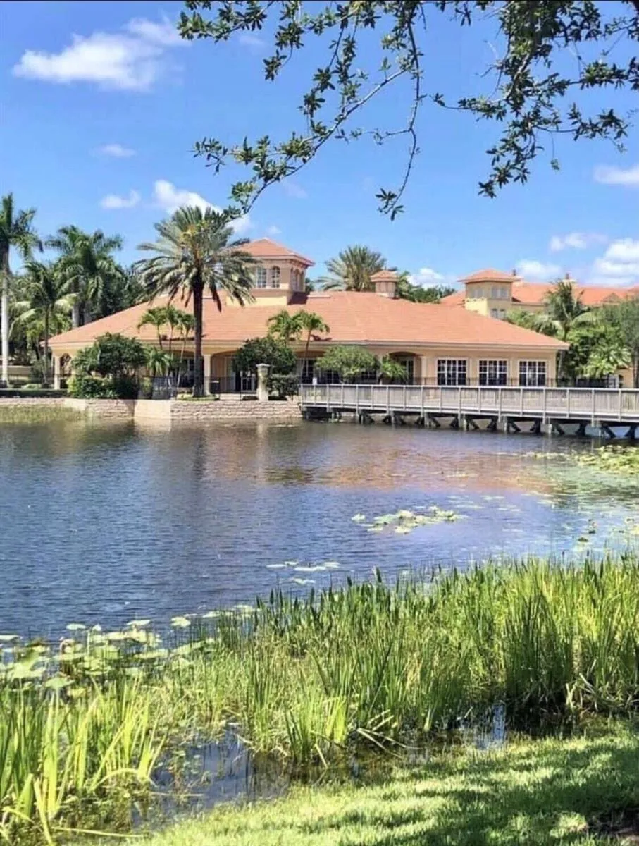 2486 SAN PIETRO CIRCLE Palm Beach Gardens, FL 33410