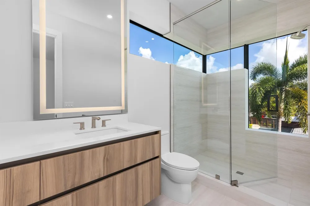 827 SE 2nd Avenue Delray Beach, FL 33483
