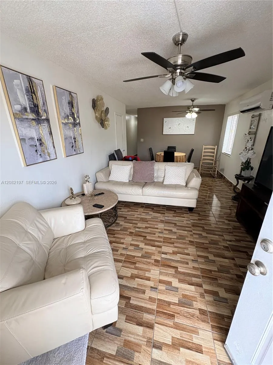 1125 SE 9th Ave #2 Hialeah, FL 33010
