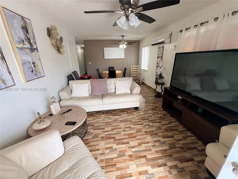 1125 SE 9th Ave #2 Hialeah, FL 33010