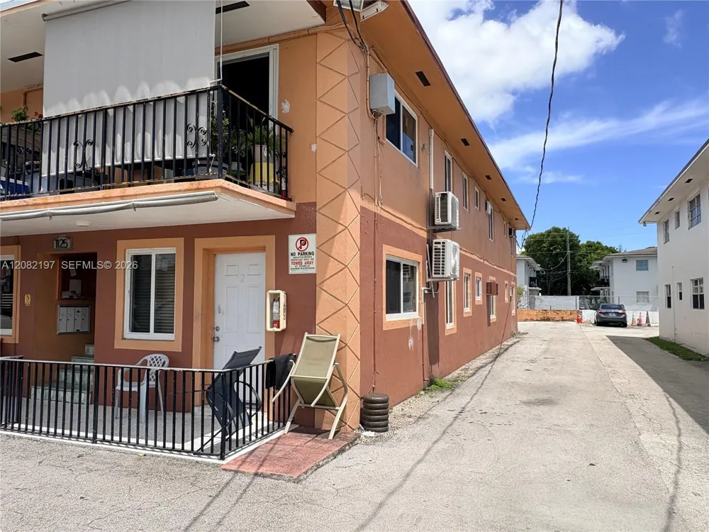 1125 SE 9th Ave #2 Hialeah, FL 33010