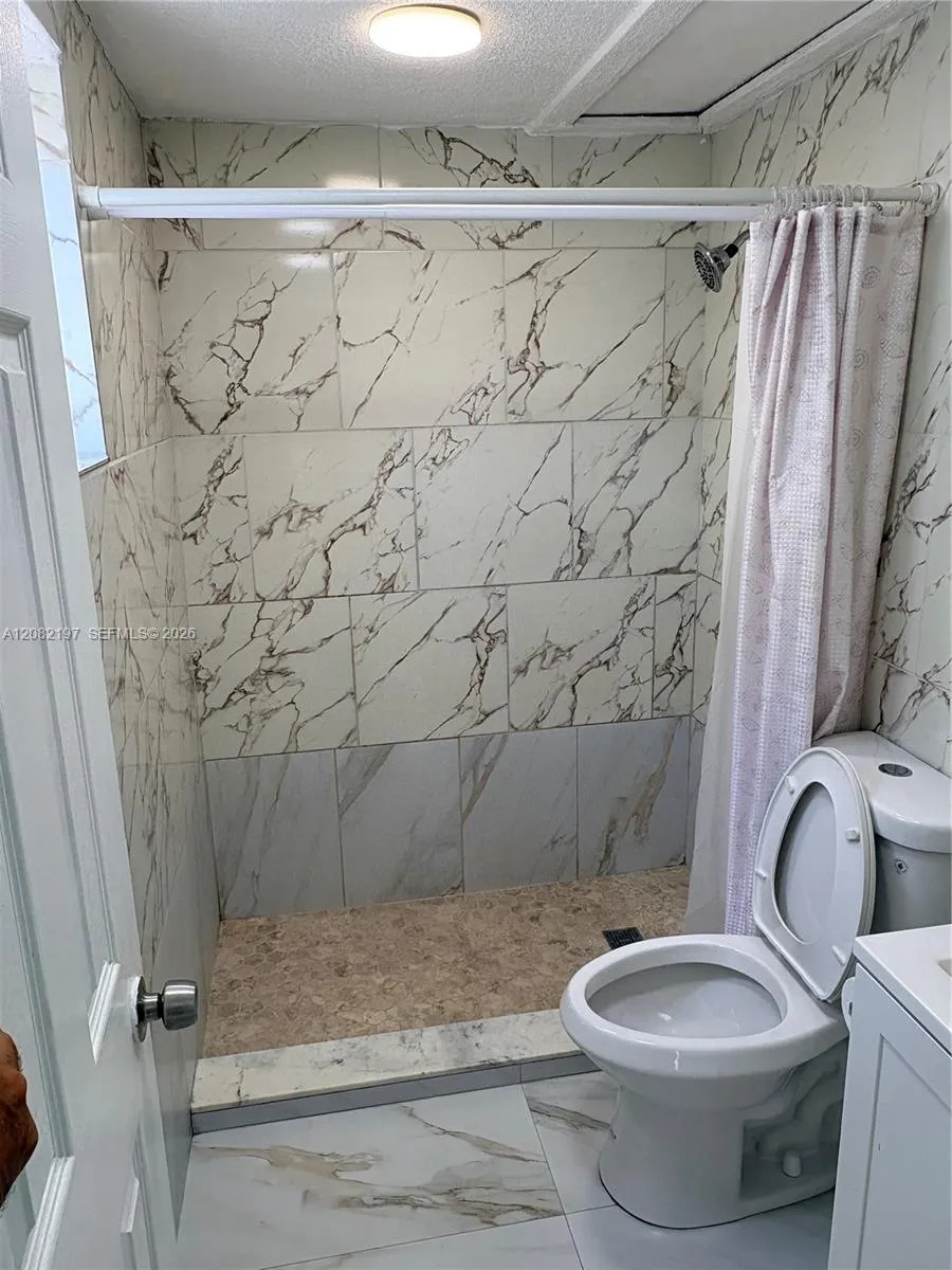 1125 SE 9th Ave #2 Hialeah, FL 33010