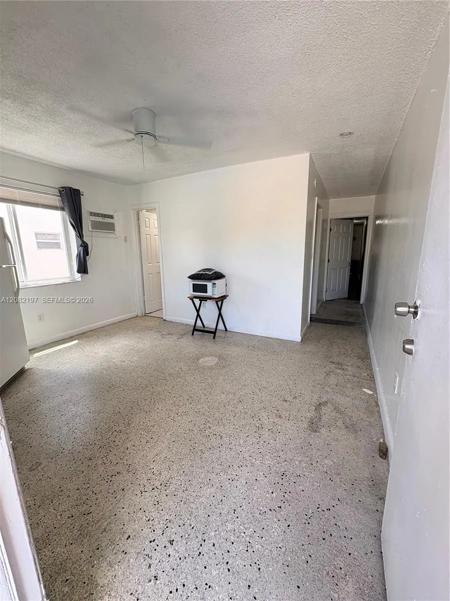 1125 SE 9th Ave #2 Hialeah, FL 33010