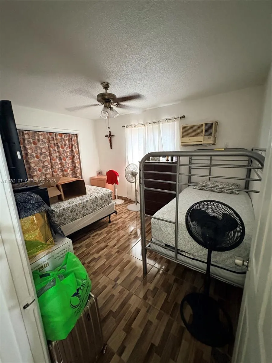 1125 SE 9th Ave #2 Hialeah, FL 33010