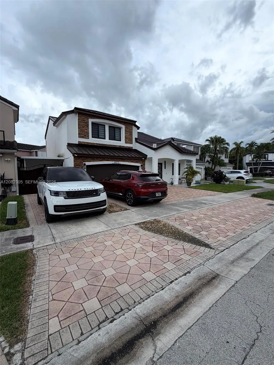 9873 SW 154th Ct Miami, FL 33196