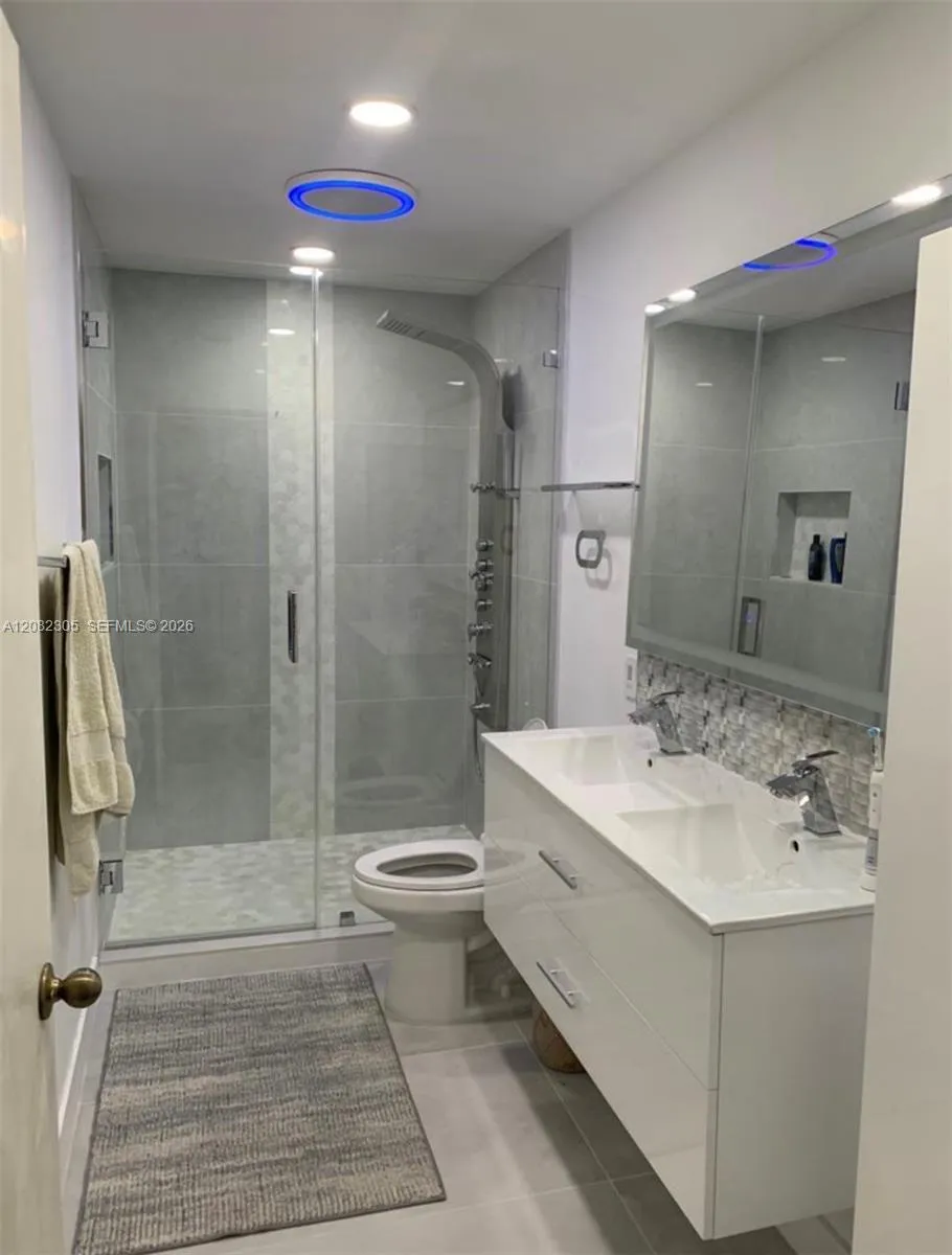 9873 SW 154th Ct Miami, FL 33196