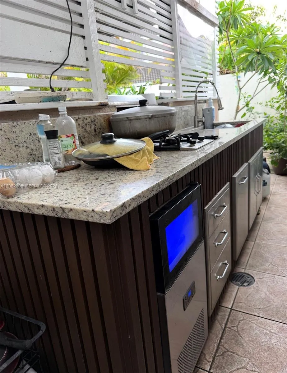 9873 SW 154th Ct Miami, FL 33196
