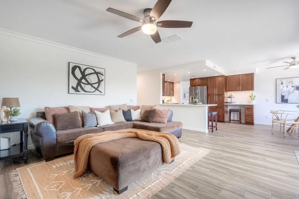 2424 Papyrus Ct. Oceanside, CA 92054