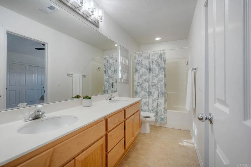 2424 Papyrus Ct. Oceanside, CA 92054