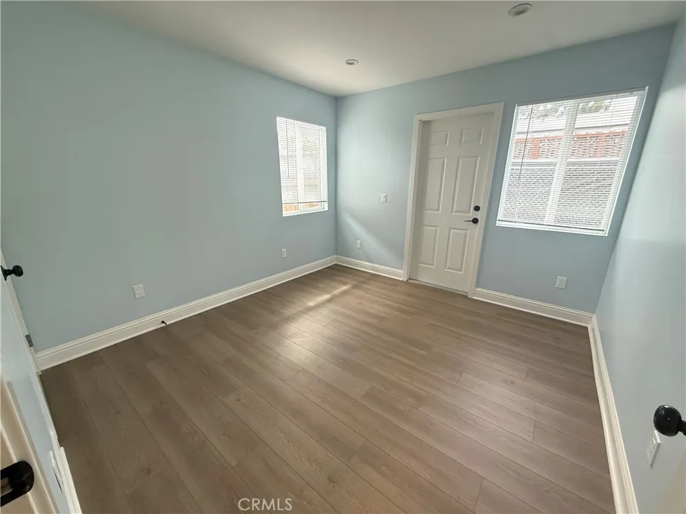 1334 W 65th Street Los Angeles, CA 90044