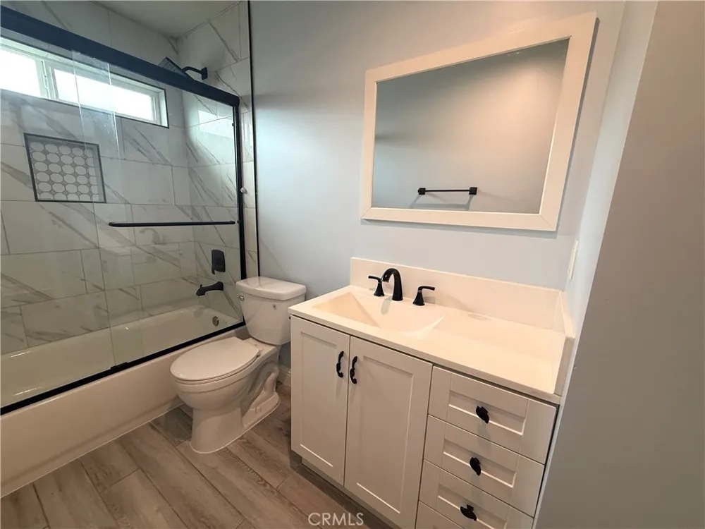 1334 W 65th Street Los Angeles, CA 90044