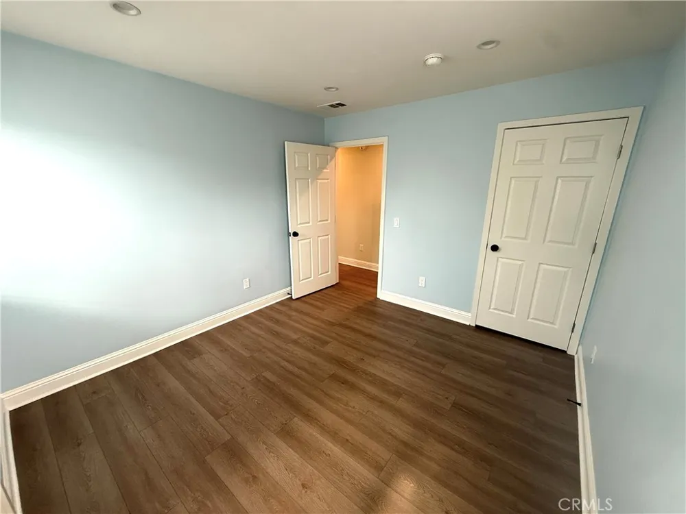 1334 W 65th Street Los Angeles, CA 90044